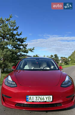 Седан Tesla Model 3 2018 в 