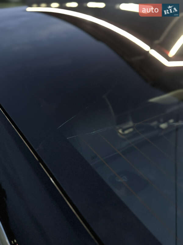 Седан Tesla Model 3 2018 в Яворове