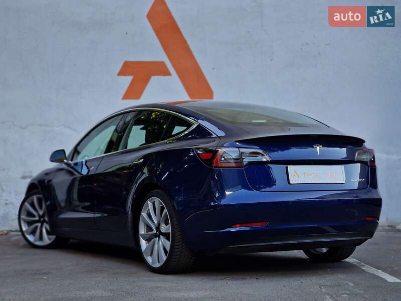 Седан Tesla Model 3 2018 в Одессе фото 29 Седан Tesla Model 3 2018 в Одессе