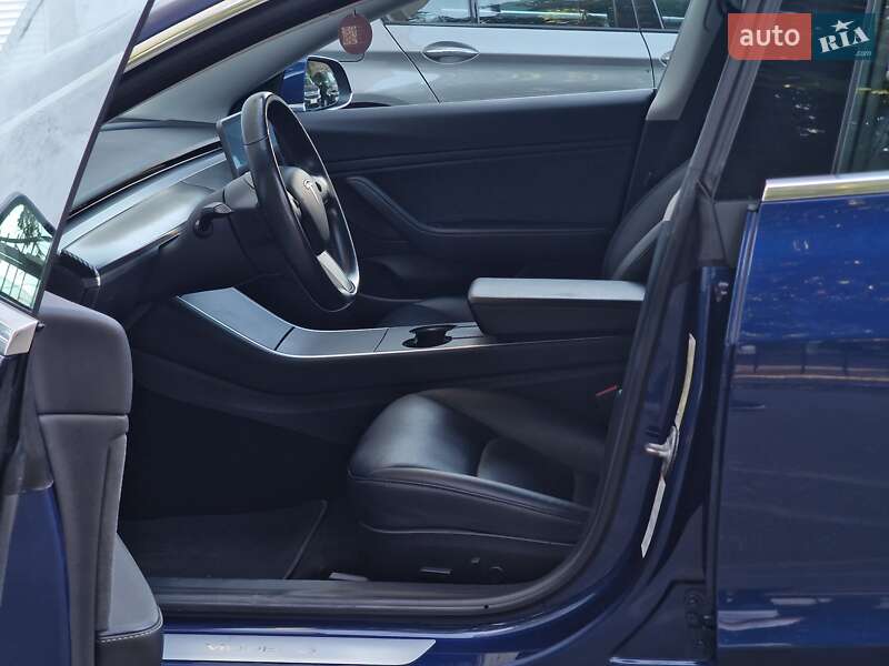 Седан Tesla Model 3 2018 в Одессе фото 45 Седан Tesla Model 3 2018 в Одессе