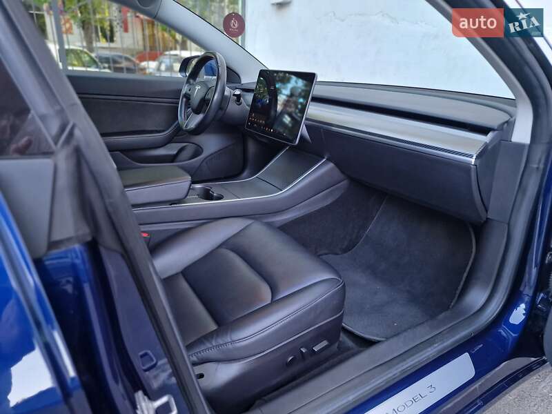 Седан Tesla Model 3 2018 в Одессе фото 46 Седан Tesla Model 3 2018 в Одессе