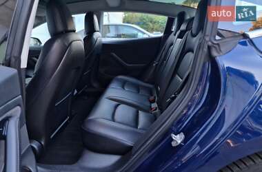 Седан Tesla Model 3 2018 в 