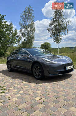 Седан Tesla Model 3 2019 в Івано-Франківську