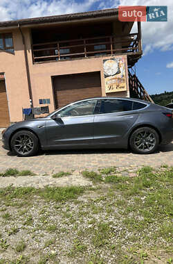 Седан Tesla Model 3 2019 в 
