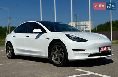 Седан Tesla Model 3 2019 в Києві