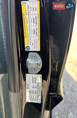 Седан Tesla Model 3 2020 в 