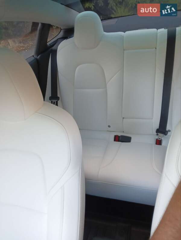 Седан Tesla Model 3 2022 в Кривому Розі фото 12 Седан Tesla Model 3 2022 в Кривому Розі