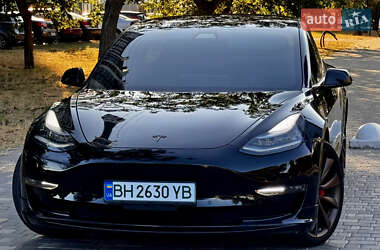 Седан Tesla Model 3 2018 в 