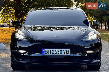 Седан Tesla Model 3 2018 в 