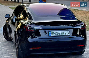 Седан Tesla Model 3 2018 в 