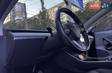 Седан Tesla Model 3 2018 в 