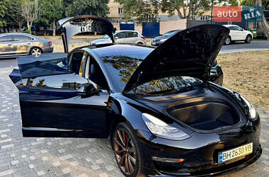 Седан Tesla Model 3 2018 в 