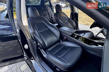 Седан Tesla Model 3 2018 в 