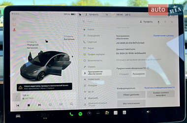 Седан Tesla Model 3 2020 в 