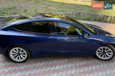 Седан Tesla Model 3 2022 в Дніпрі