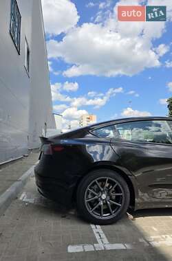 Седан Tesla Model 3 2018 в 