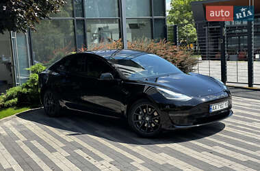 Седан Tesla Model 3 2018 в 