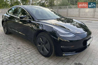 Седан Tesla Model 3 2019 в 