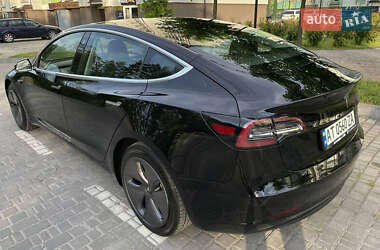 Седан Tesla Model 3 2019 в 