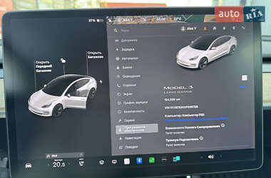 Седан Tesla Model 3 2018 в 