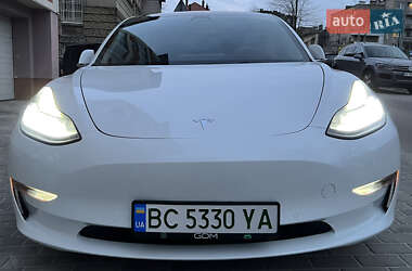Седан Tesla Model 3 2018 в 