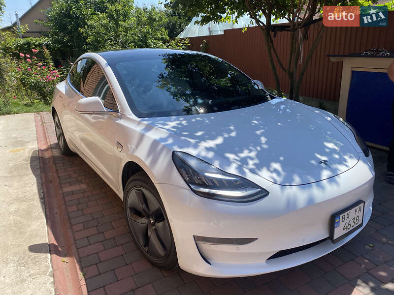 Tesla Model 3 2019