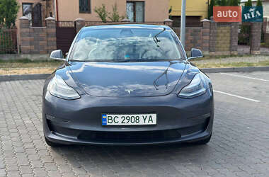 Седан Tesla Model 3 2019 в 