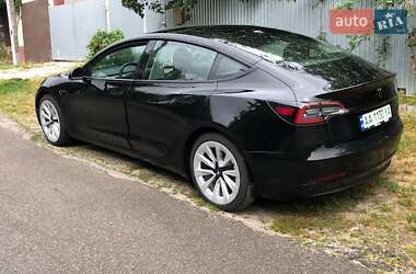 Седан Tesla Model 3 2020 в 