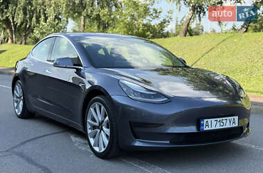 Седан Tesla Model 3 2019 в Києві