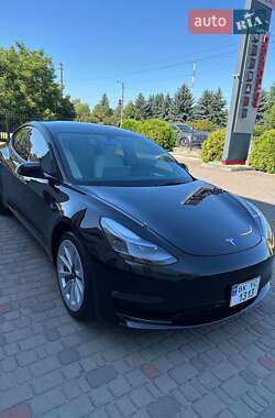 Седан Tesla Model 3 2023 в Луцьку