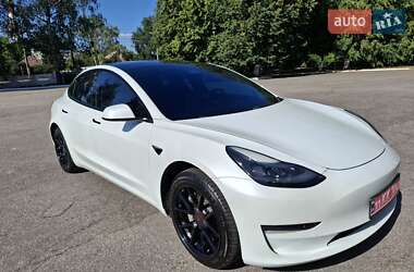 Седан Tesla Model 3 2021 в Харькове