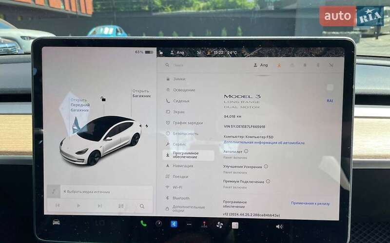 Седан Tesla Model 3 2020 в Чернівцях