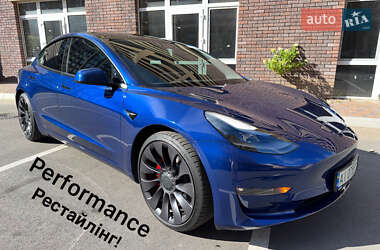 Седан Tesla Model 3 2021 в Києві