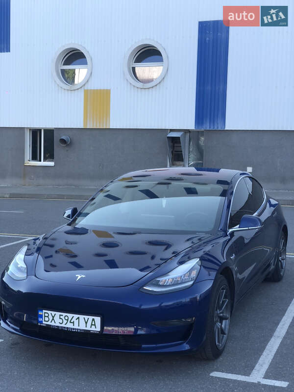 Седан Tesla Model 3 2018 в Хмельницькому