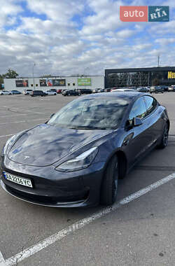 Седан Tesla Model 3 2022 в Києві
