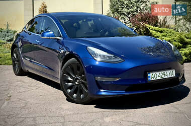 Седан Tesla Model 3 2019 в 