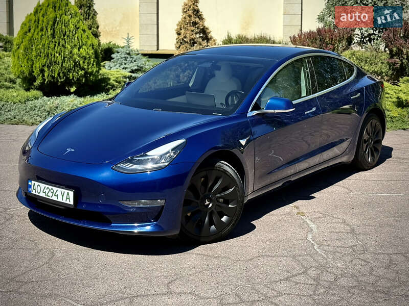 Седан Tesla Model 3 2019 в Днепре
