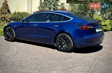 Седан Tesla Model 3 2019 в 