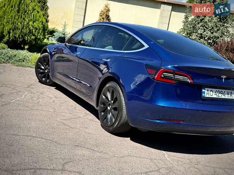 Седан Tesla Model 3 2019 в Днепре