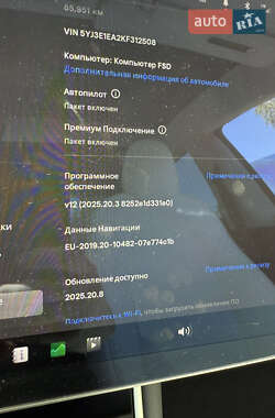 Седан Tesla Model 3 2019 в 