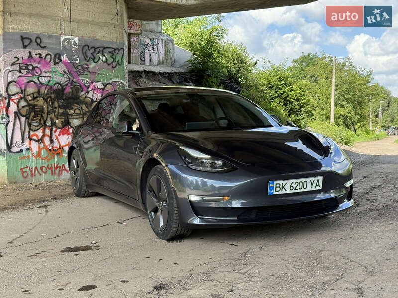 Седан Tesla Model 3 2021 в Ровно фото 2 Седан Tesla Model 3 2021 в Ровно