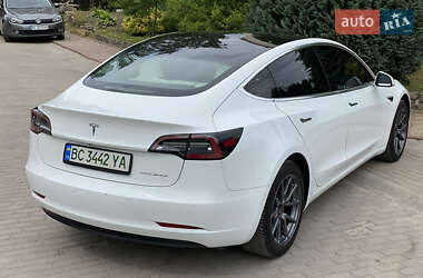 Седан Tesla Model 3 2019 в 