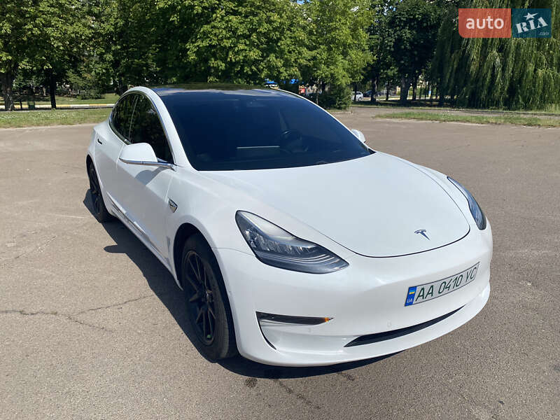 Tesla Model 3 2018 Tesla Model 3 2018