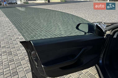 Седан Tesla Model 3 2020 в 