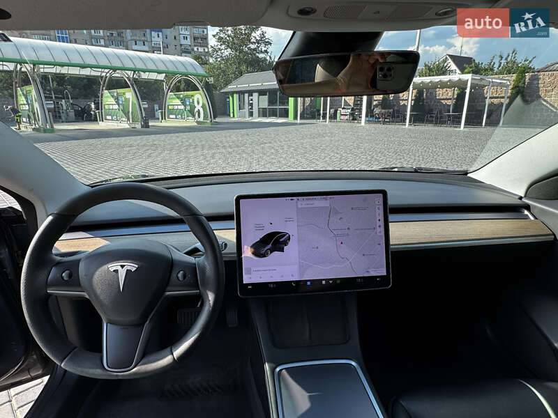 Седан Tesla Model 3 2020 в Кропивницком