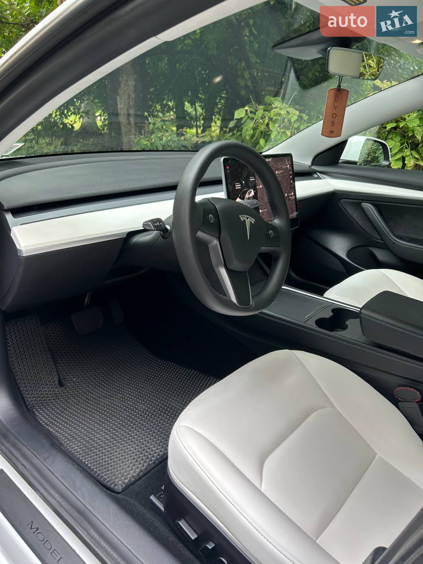 2021 Tesla Model 3 - мініатюра 11