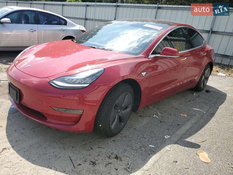 Седан Tesla Model 3 2018 в 