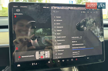 Седан Tesla Model 3 2018 в 
