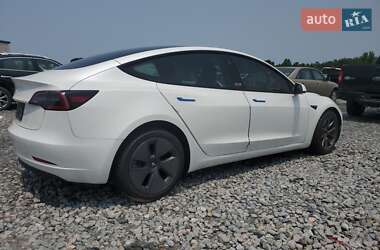 Седан Tesla Model 3 2023 в 
