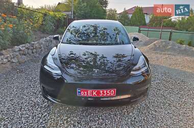 Седан Tesla Model 3 2018 в 